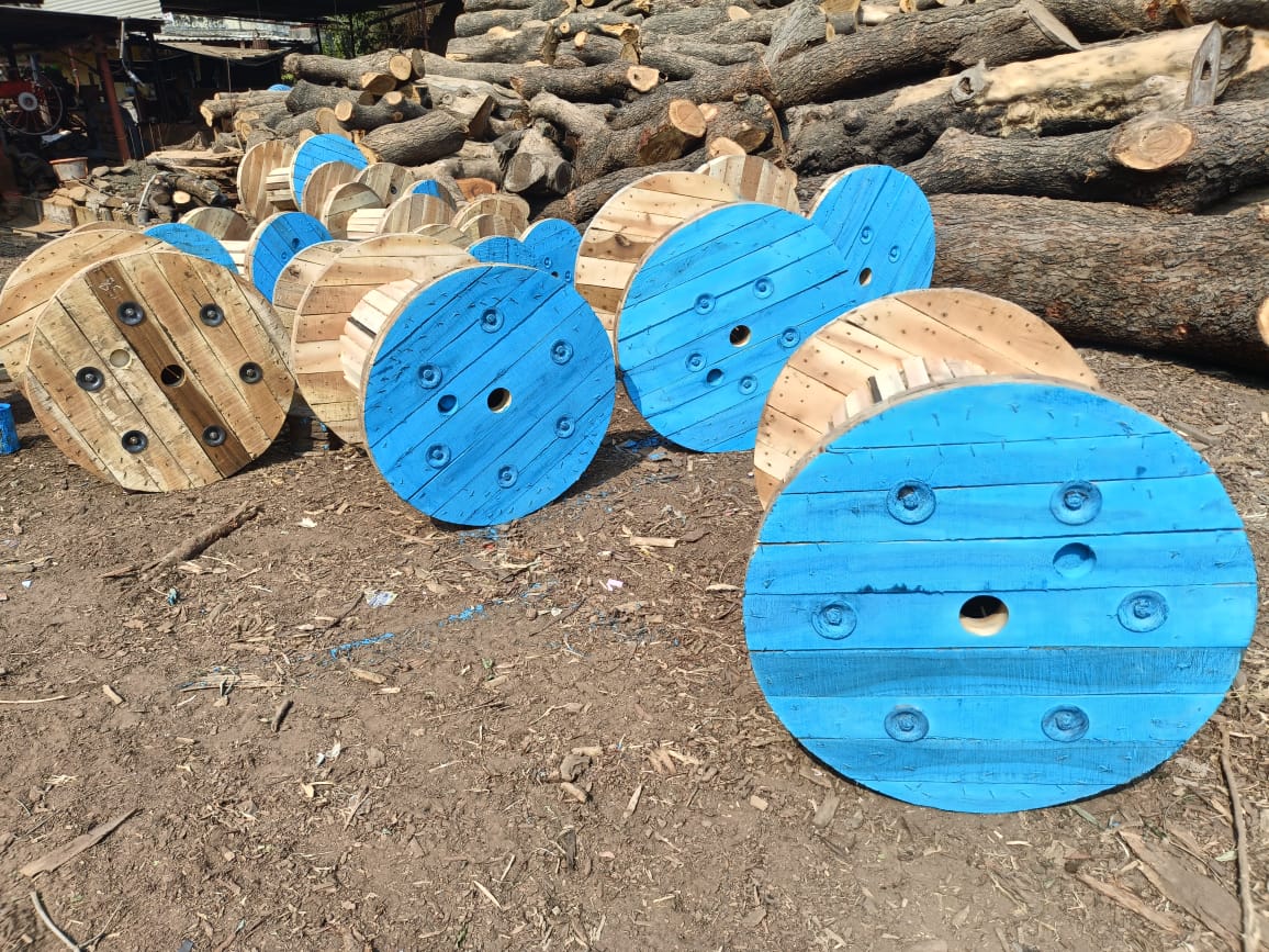 Wooden cable drums manufacturing